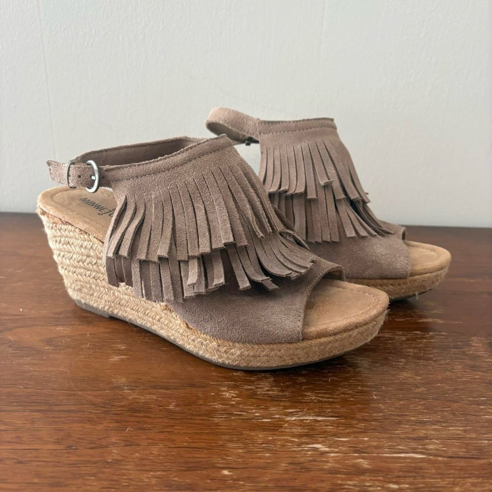 Minnetonka Tan Suede Wedges - Picture 2 of 8